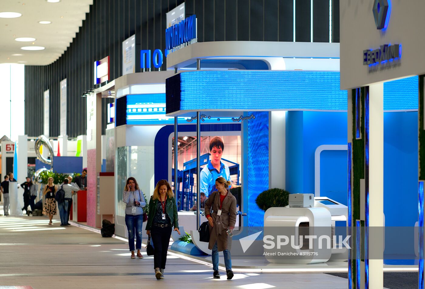 Preparations for the opening of St. Petersburg International Economic Forum