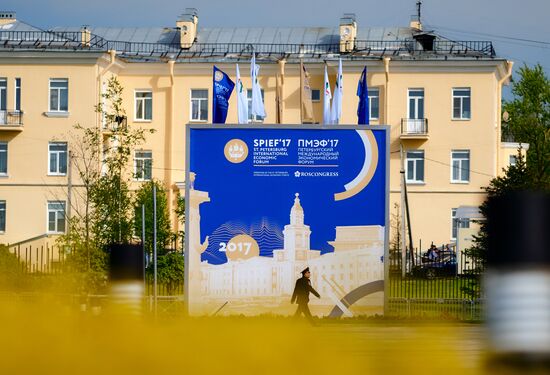 Preparations for the opening of St. Petersburg International Economic Forum