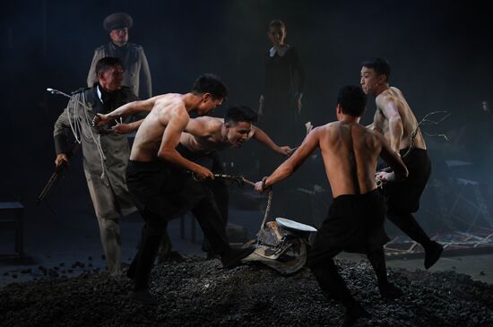 Demon show at Anton Chekhov Drama Festival