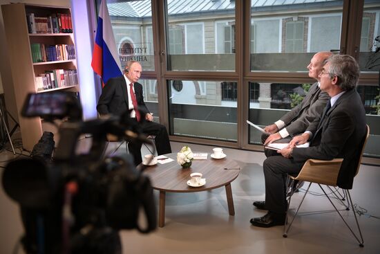 President Vladimir Putin interviewed by Le Figaro