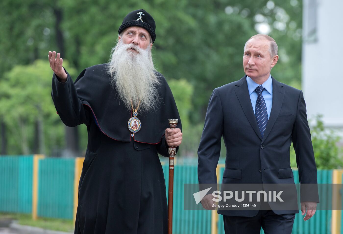 President Vladimir Putin visits Rogozhskaya Zastava Spiritual Center of Russian Orthodox Old-Rite Church in Moscow