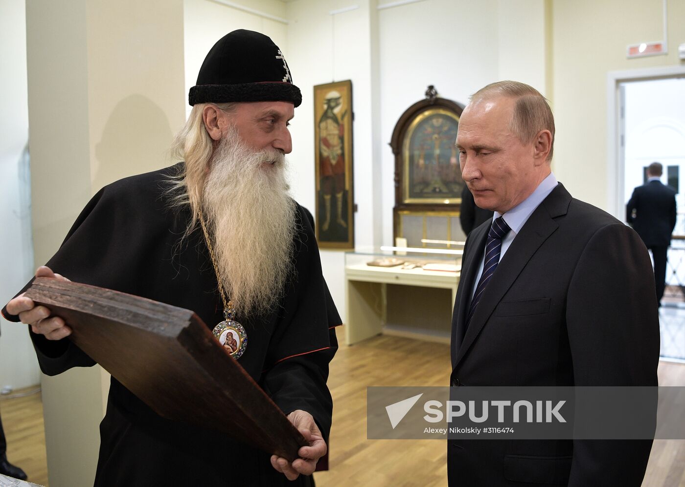 President Vladimir Putin visits Rogozhskaya Zastava Spiritual Center of Russian Orthodox Old-Rite Church in Moscow