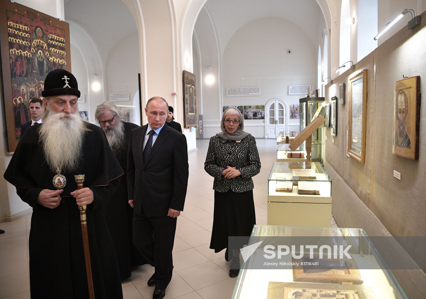 President Vladimir Putin visits Rogozhskaya Zastava Spiritual Center of Russian Orthodox Old-Rite Church in Moscow