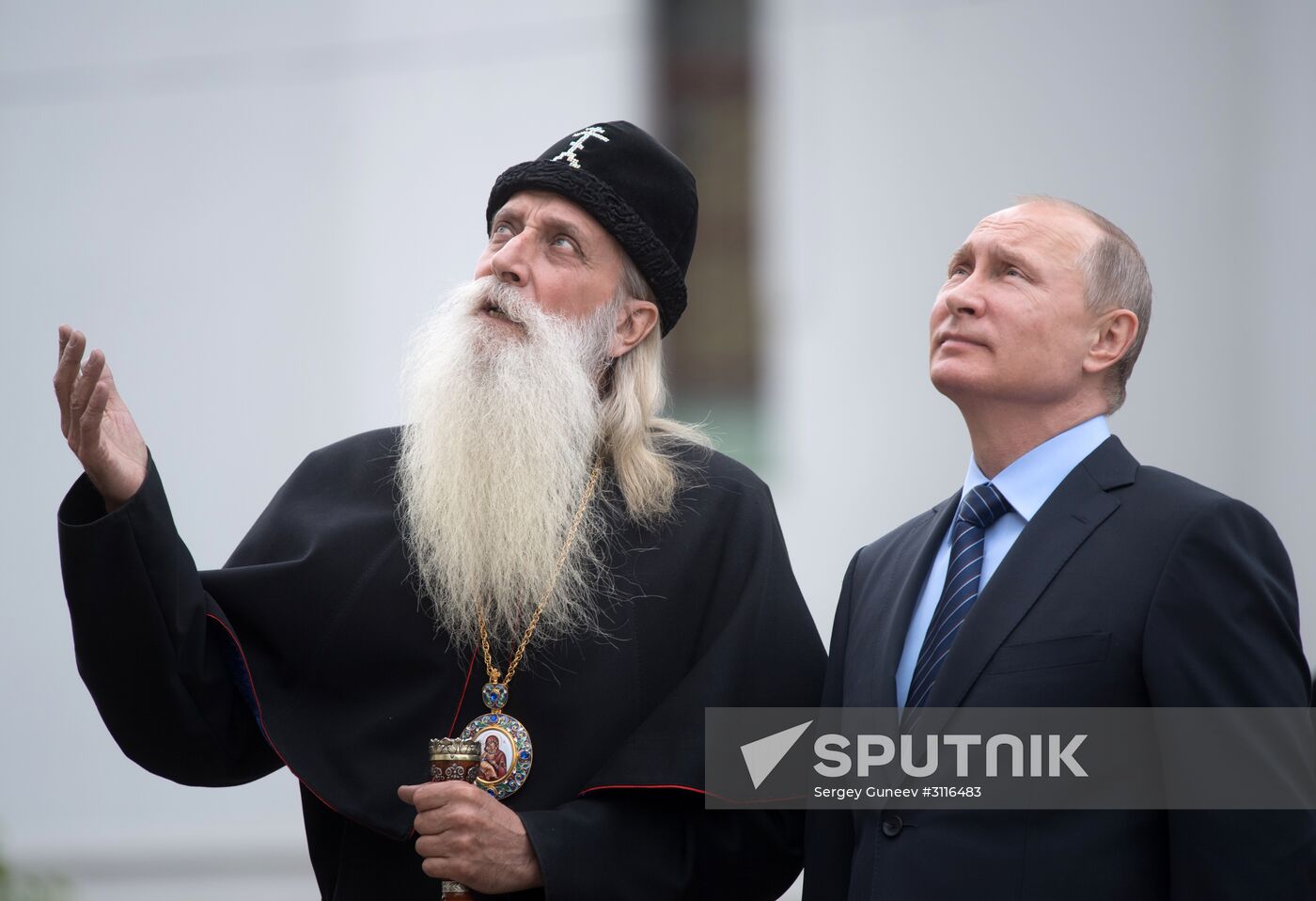 President Vladimir Putin visits Rogozhskaya Zastava Spiritual Center of Russian Orthodox Old-Rite Church in Moscow