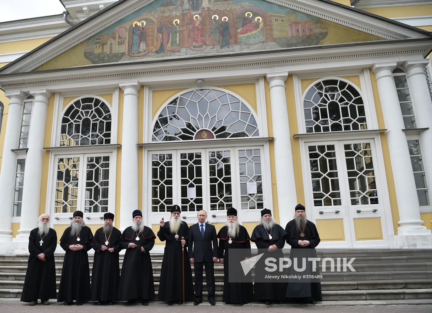 President Vladimir Putin visits Rogozhskaya Zastava Spiritual Center of Russian Orthodox Old-Rite Church in Moscow