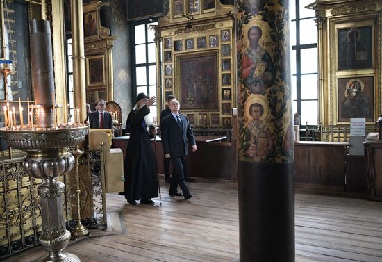 President Vladimir Putin visits Rogozhskaya Zastava Spiritual Center of Russian Orthodox Old-Rite Church in Moscow