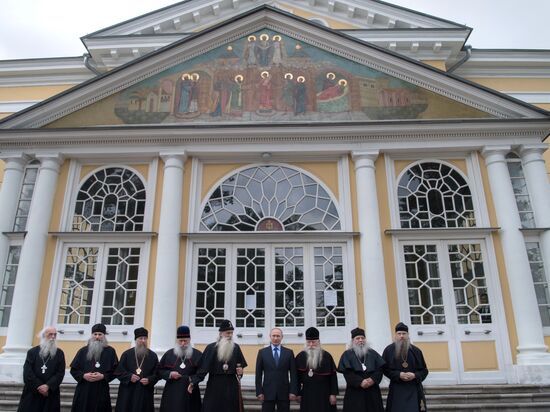 President Vladimir Putin visits Rogozhskaya Zastava Spiritual Center of Russian Orthodox Old-Rite Church in Moscow