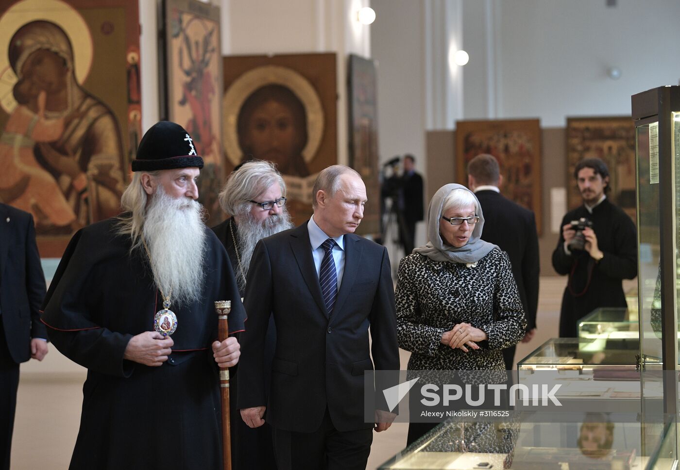 President Vladimir Putin visits Rogozhskaya Zastava Spiritual Center of Russian Orthodox Old-Rite Church in Moscow