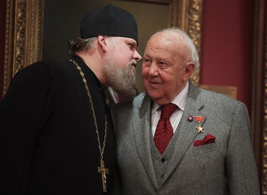 Celebration of 20th anniversary of Moscow State Art Gallery of People's Artist of the USSR Alexander Shilov
