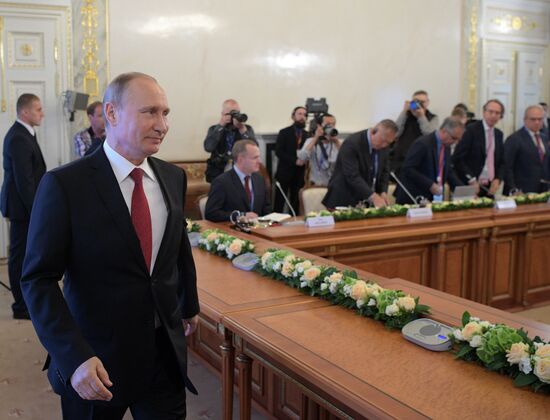Russian President Vladimir Putin attends 2017 St. Petersburg International Economic Forum