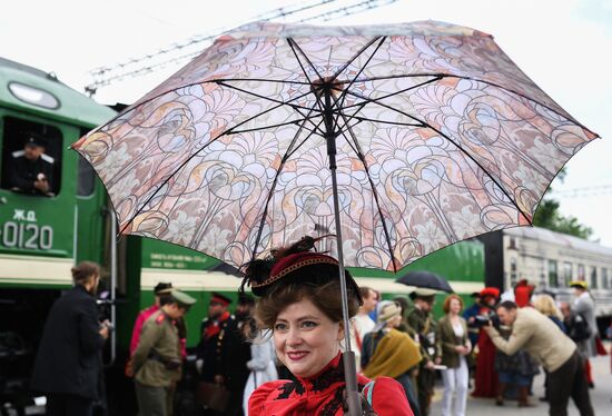 Times and Epochs: The Gathering international festival of historic reenactment opens