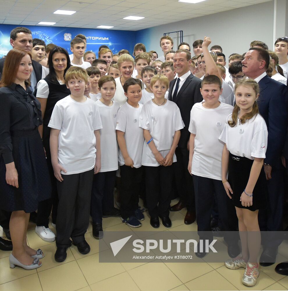 Prime Minister Dmitry Medvedev tours Quantorium children's technopark