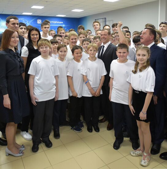 Prime Minister Dmitry Medvedev tours Quantorium children's technopark