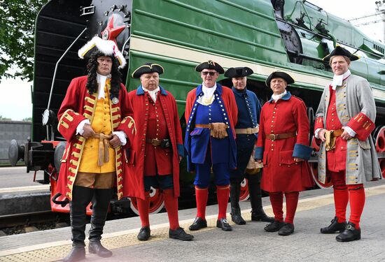 Times and Epochs: The Gathering international festival of historic reenactment opens