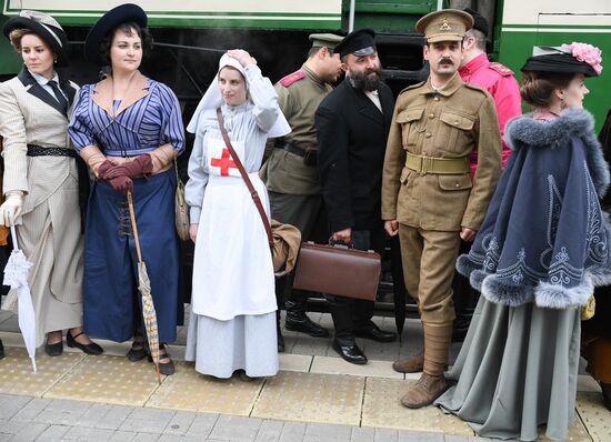 Times and Epochs: The Gathering international festival of historic reenactment opens