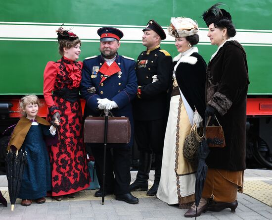 Times and Epochs. The Gathering international festival of historic reenactment opens