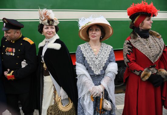 Times and Epochs: The Gathering international festival of historic reenactment opens