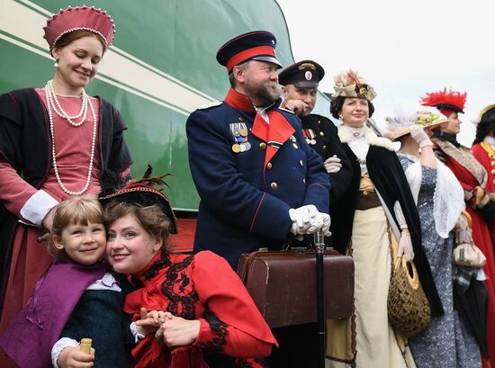 Times and Epochs: The Gathering international festival of historic reenactment opens