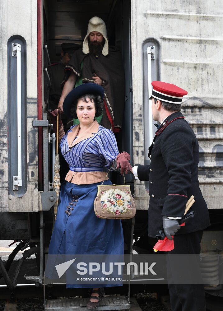 Times and Epochs: The Gathering international festival of historic reenactment opens