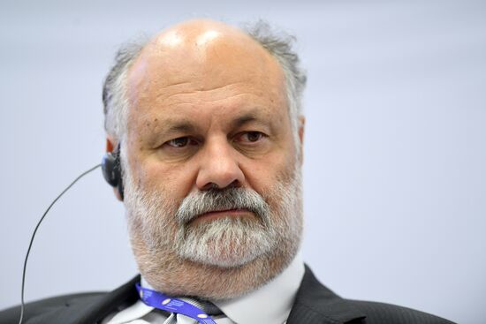 St. Petersburg International Economic Forum. Day two