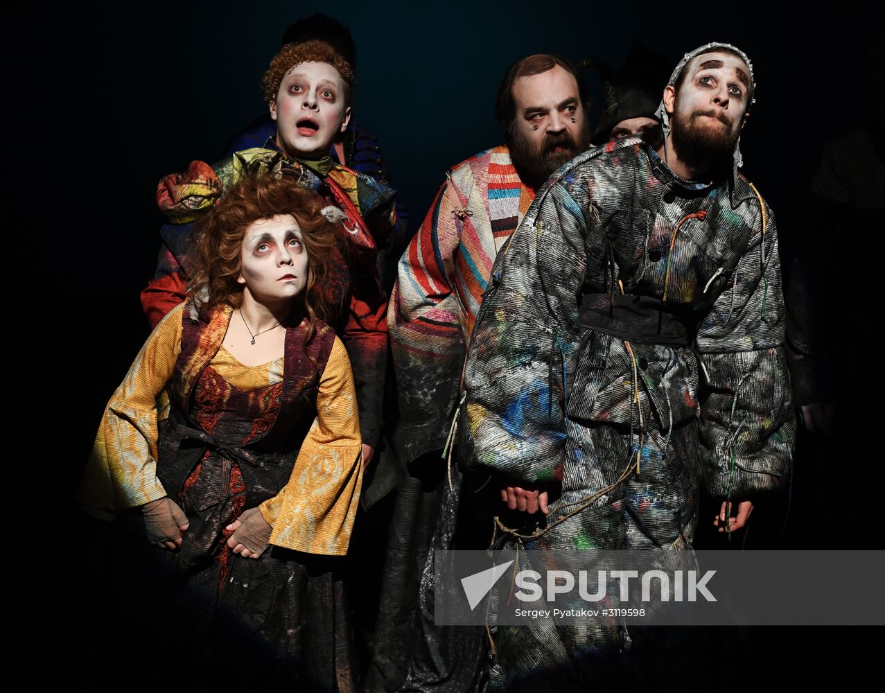 Final rehearsal of "...Souls" at Pyotr Fomenko Workshop theater