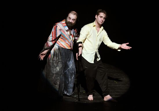 Final rehearsal of "...Souls" at Pyotr Fomenko Workshop theater