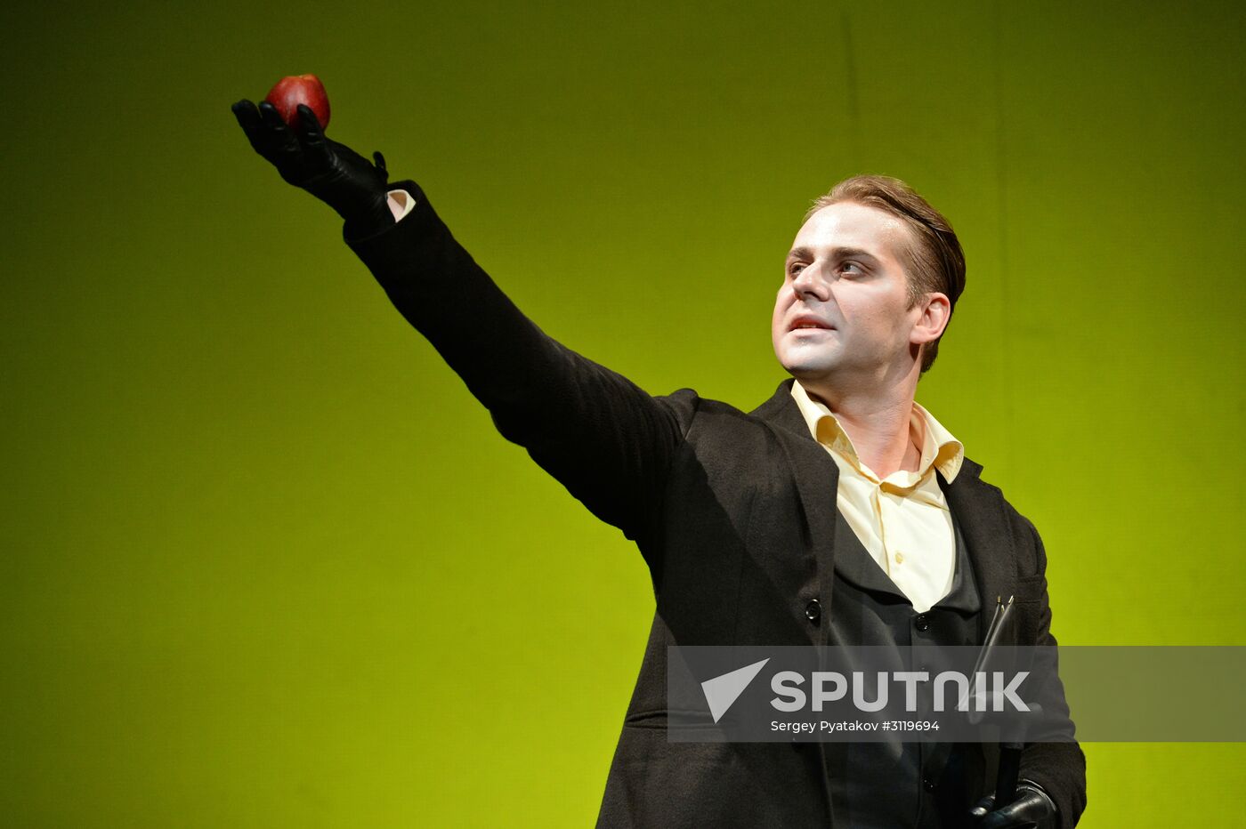 Final rehearsal of "...Souls" at Pyotr Fomenko Workshop theater