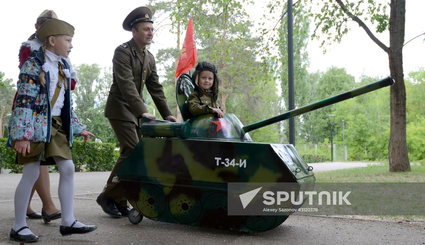 Stroller parade in Russian cities