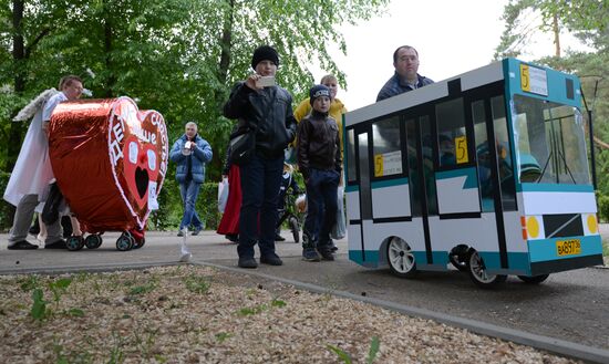 Stroller parade in Russian cities