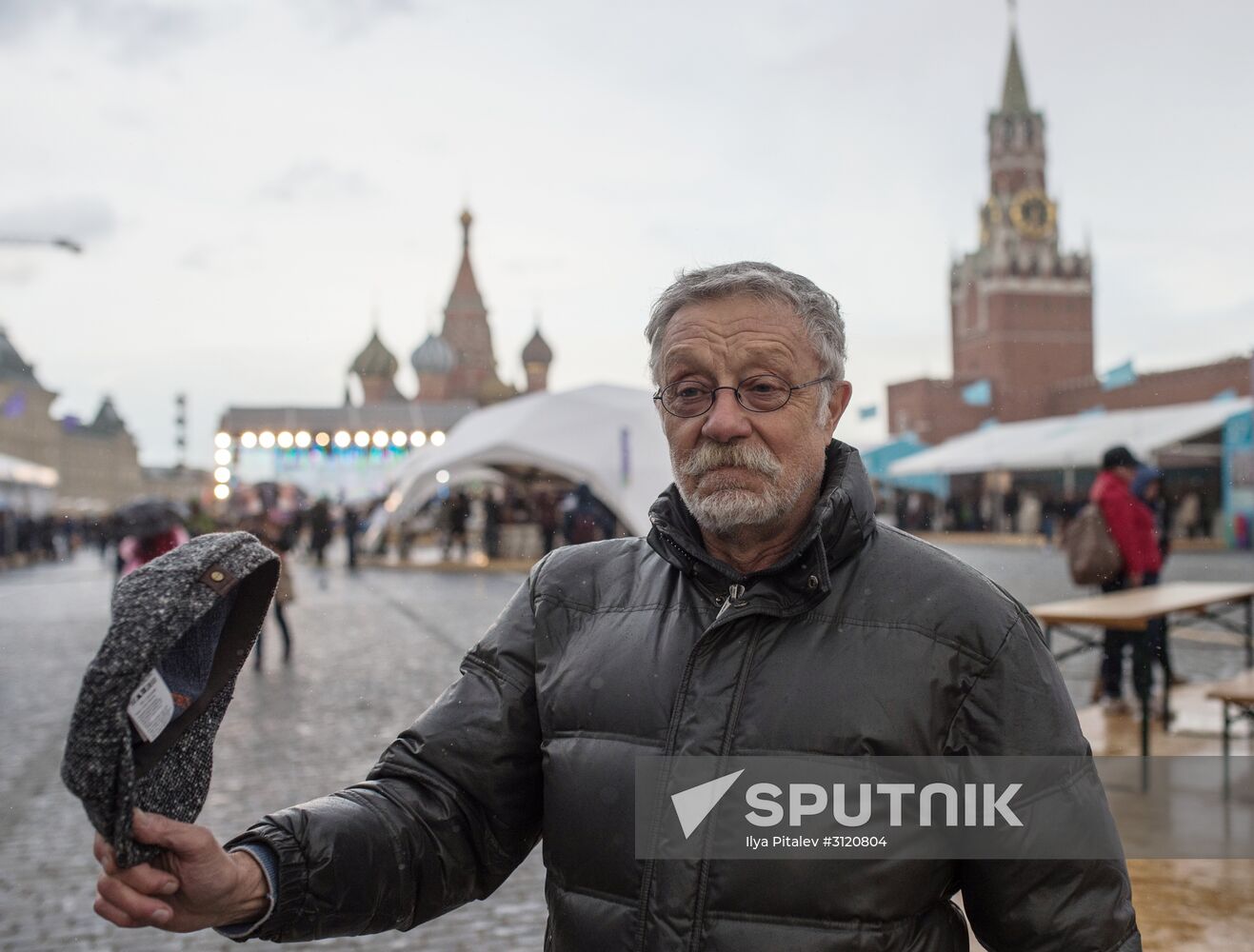 Red Square Book Festival. Day One