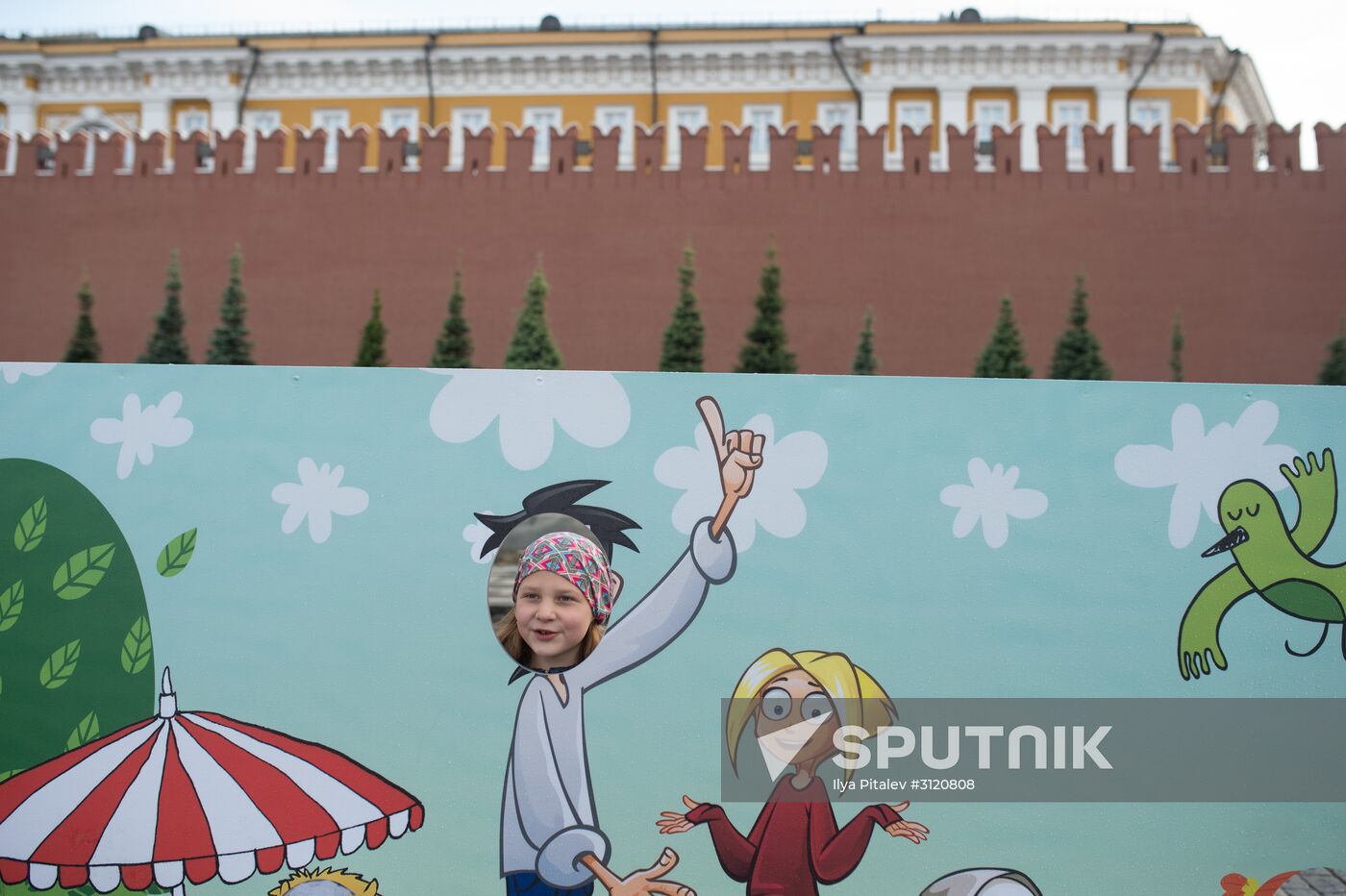 Red Square Book Festival. Day One