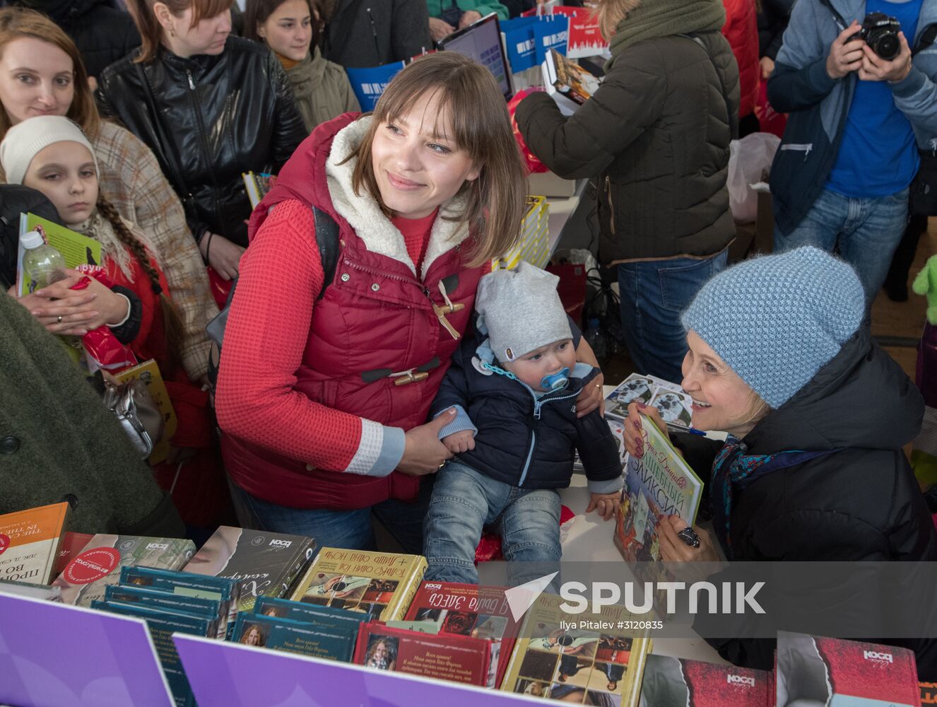 Red Square Book Festival. Day One