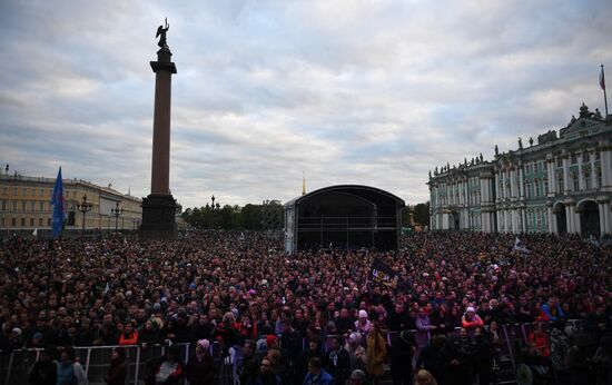 Peterburg live (St. Petersburg live) festival as part of SPIEF