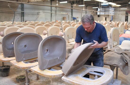 Ceramic ware production plant in Hama