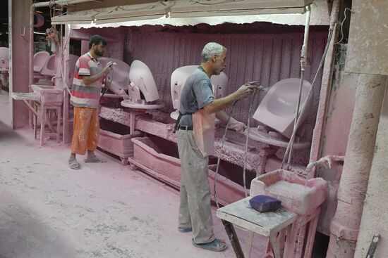Ceramic ware production plant in Hama