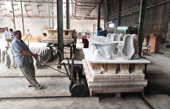 Ceramic ware production plant in Hama