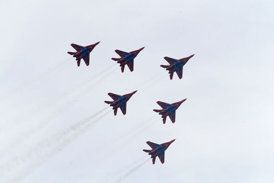 First Rifle Shooting World Championship. Day one