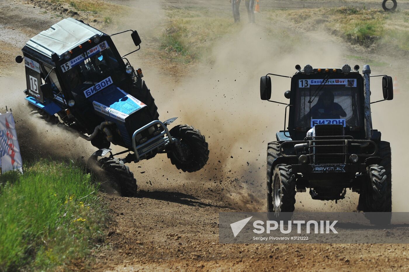 Bison Track Show tractor race in Rostov Region