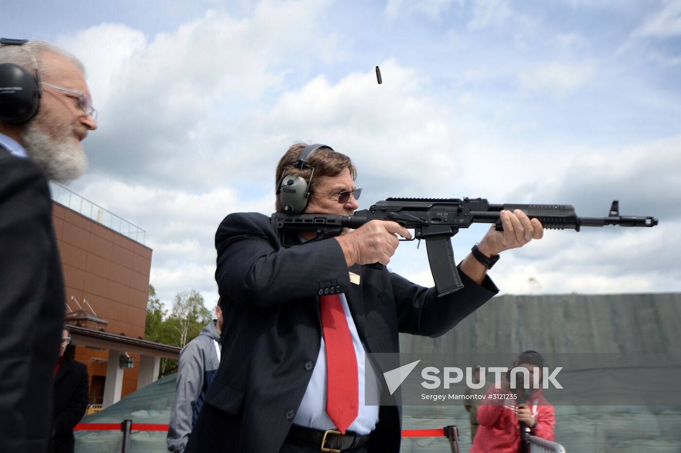 First Rifle Shooting World Championship. Day one