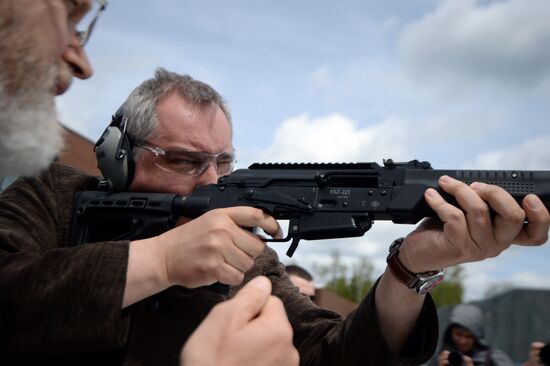 First Rifle Shooting World Championship. Day one