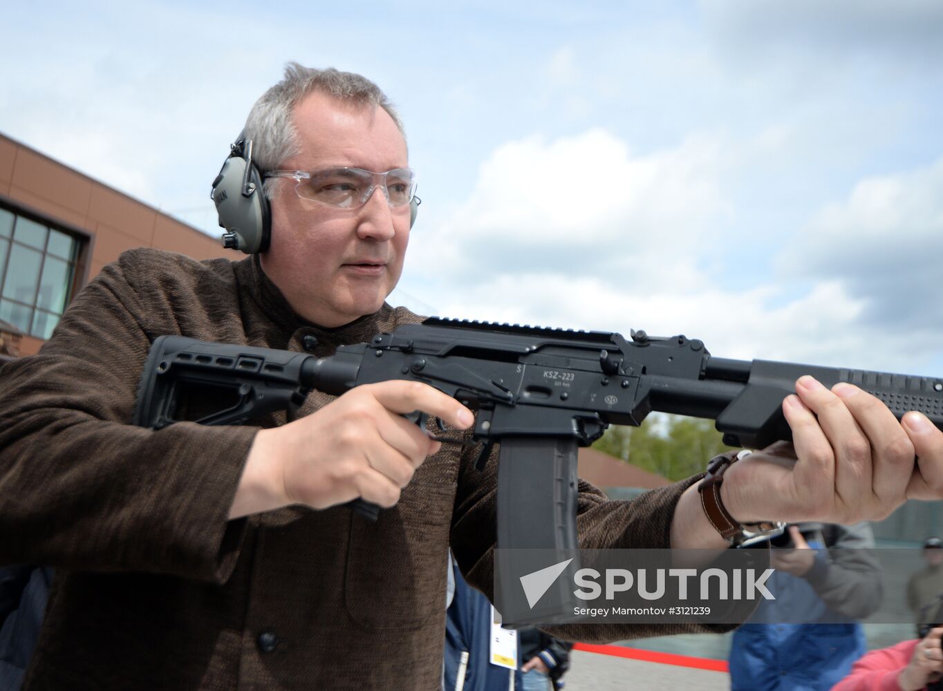 First Rifle Shooting World Championship. Day one
