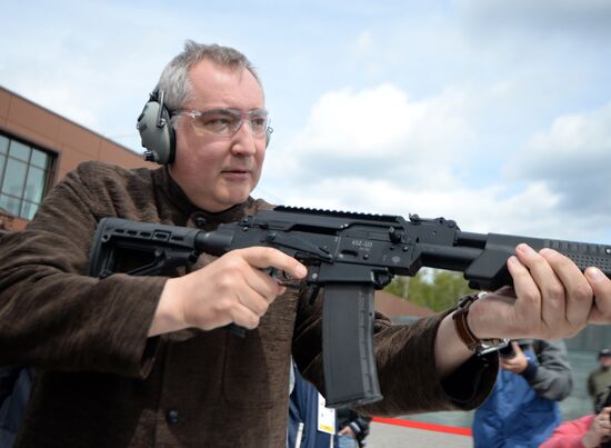 First Rifle Shooting World Championship. Day one