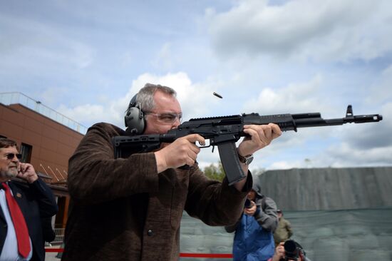 First Rifle Shooting World Championship. Day one