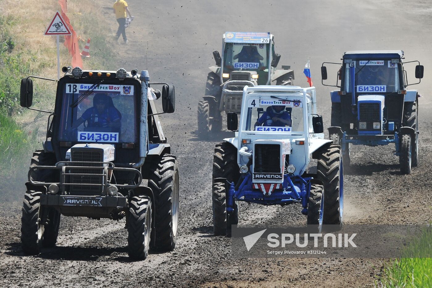 Bison Track Show tractor race in Rostov Region