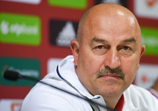 Russian national football team holds training session