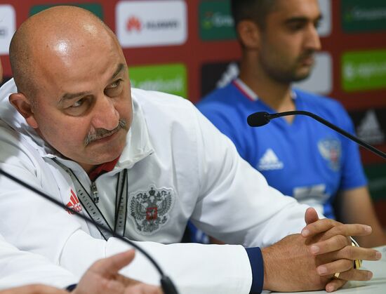 Russian national football team holds training session