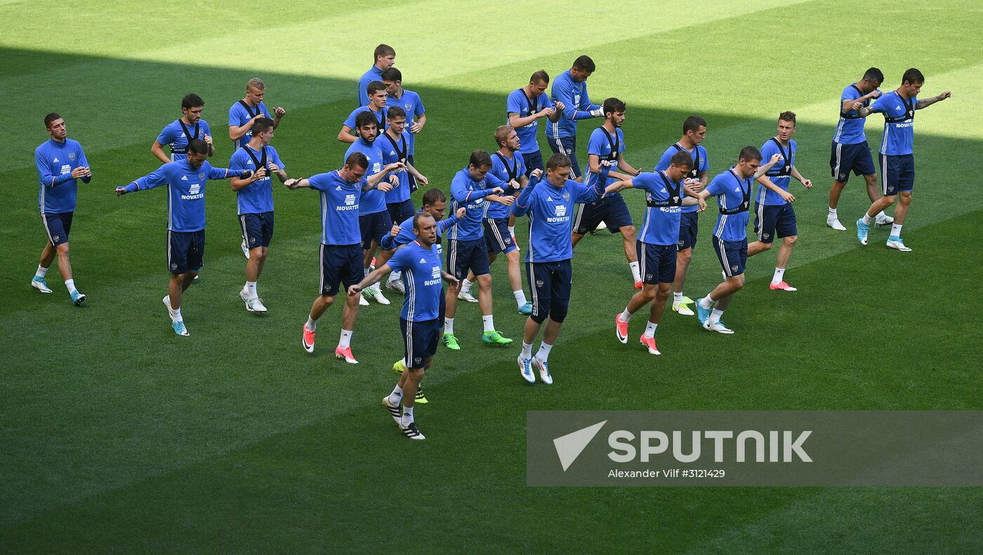 Russian national football team holds training session