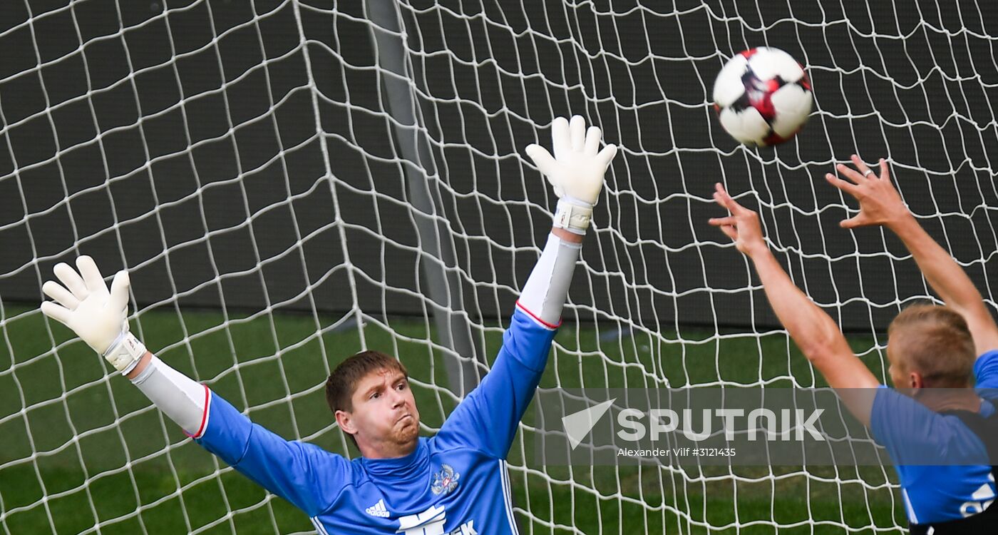 Russian national football team holds training session