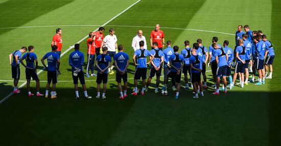 Russian national football team holds training session