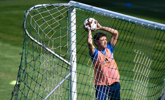 Russian national football team holds training session